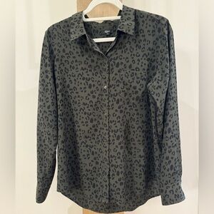 Rails olive leopard blouse. Medium. Excellent condition